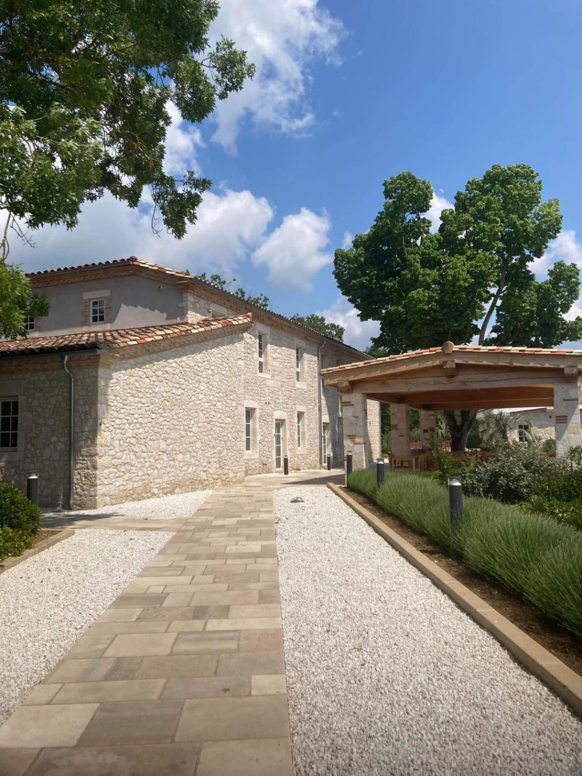 Chateau Lecusse - La Grande Roche - Hotel, Spa, Boutique & Restaurant Broze Exterior photo